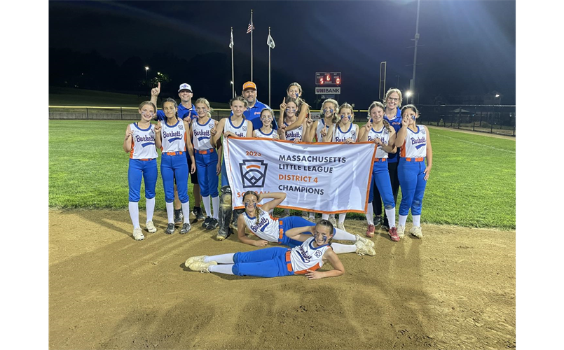 District 4 Champs - Majors Softball